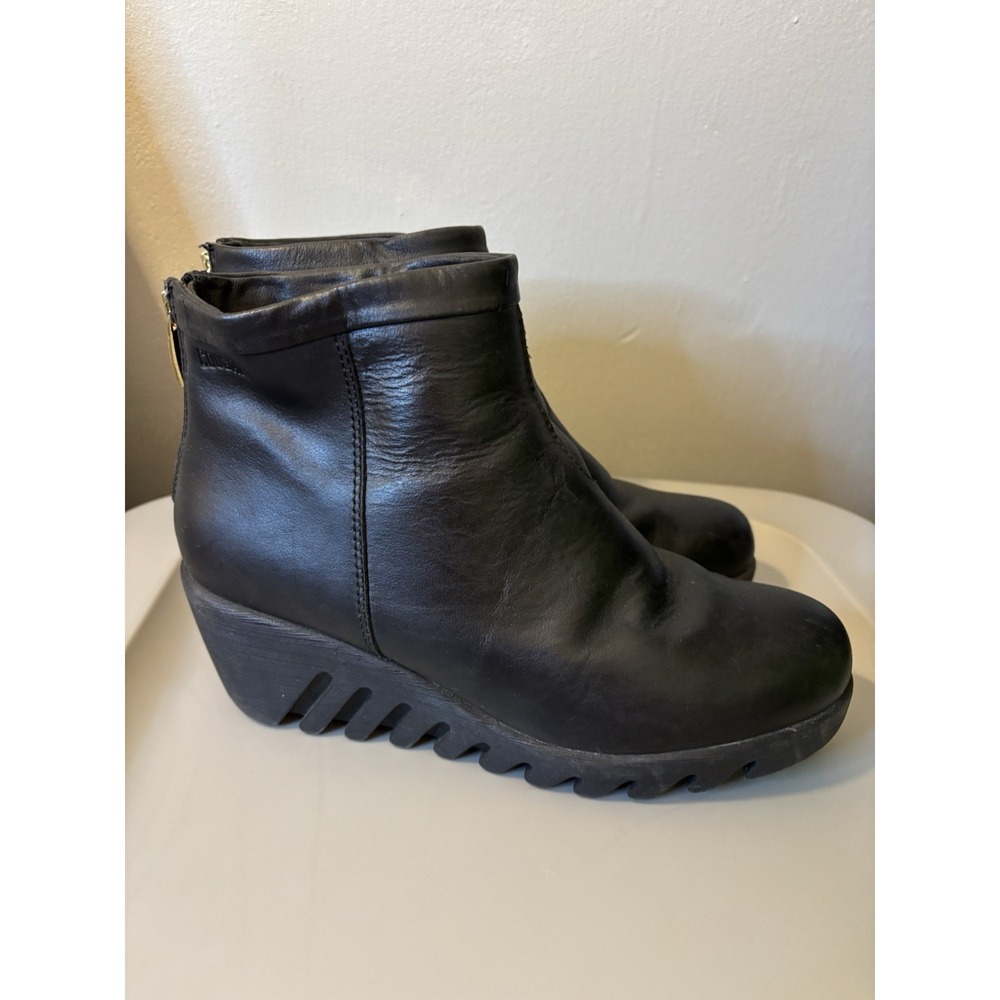 COUGAR Black Leather Bang Wedge Heel Booties 8